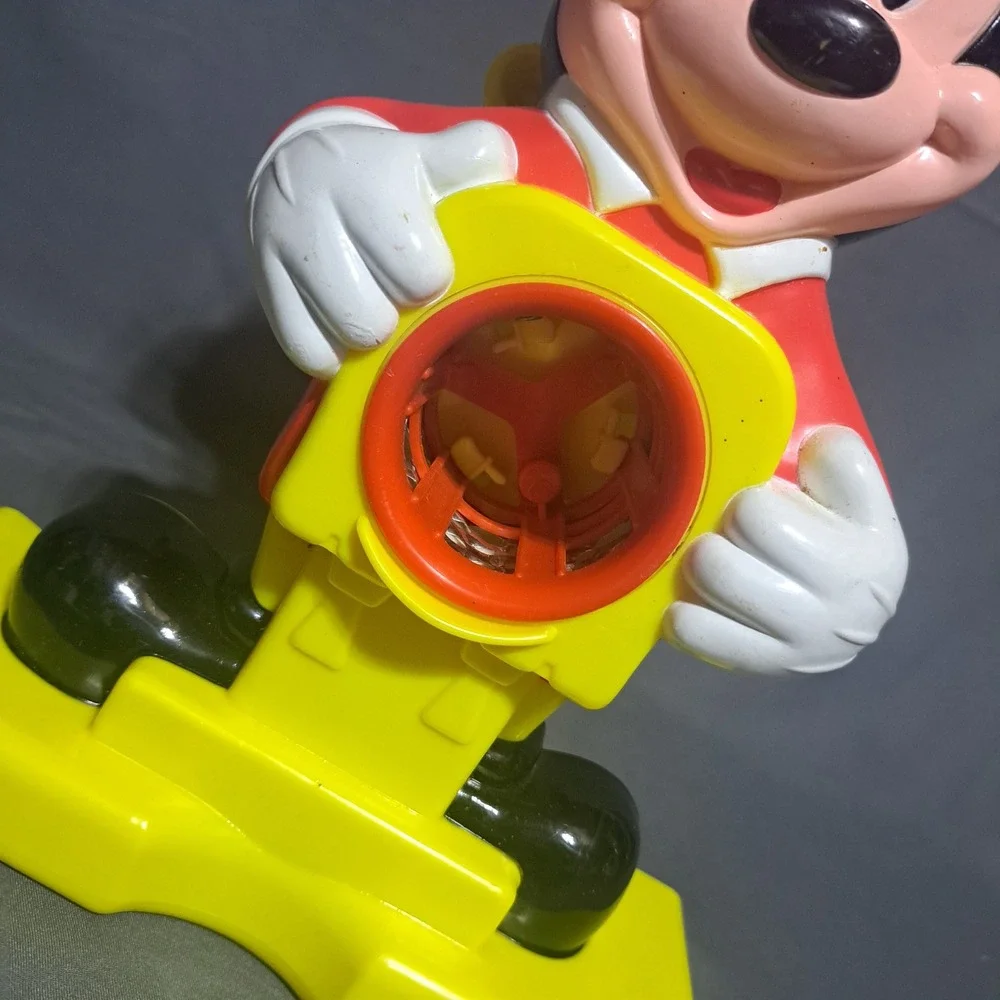 VTG Mickey Mouse Snow Cone Maker Shaved Ice‎